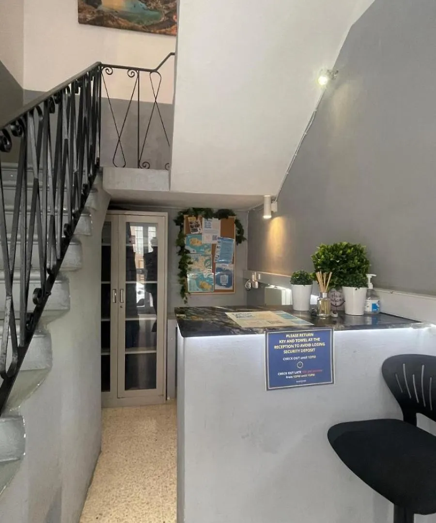 Bookarest Hostel Malta San Ġiljan Malte